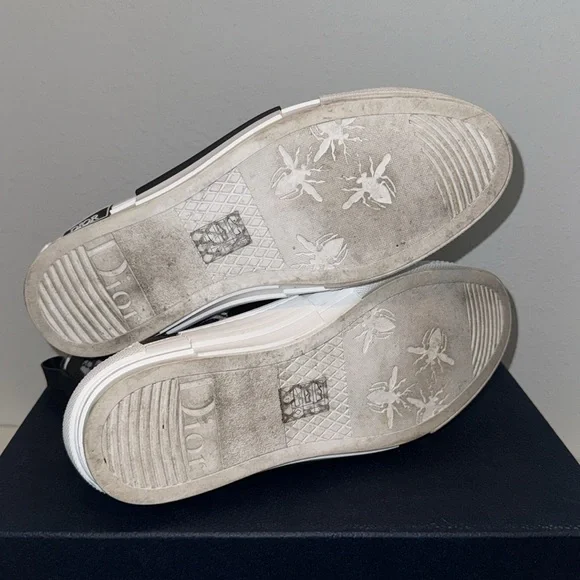 DIOR High-Top Sneakers - Picture 4 of 7